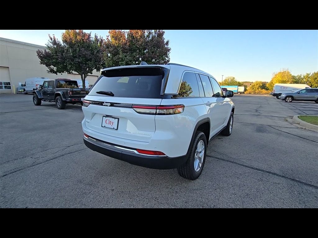 2025 Jeep Grand Cherokee Laredo X