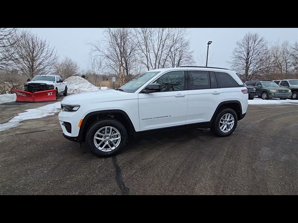 2026 Jeep Grand Cherokee Laredo