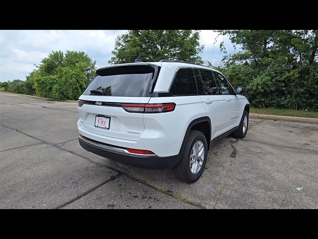 2026 Jeep Grand Cherokee Laredo