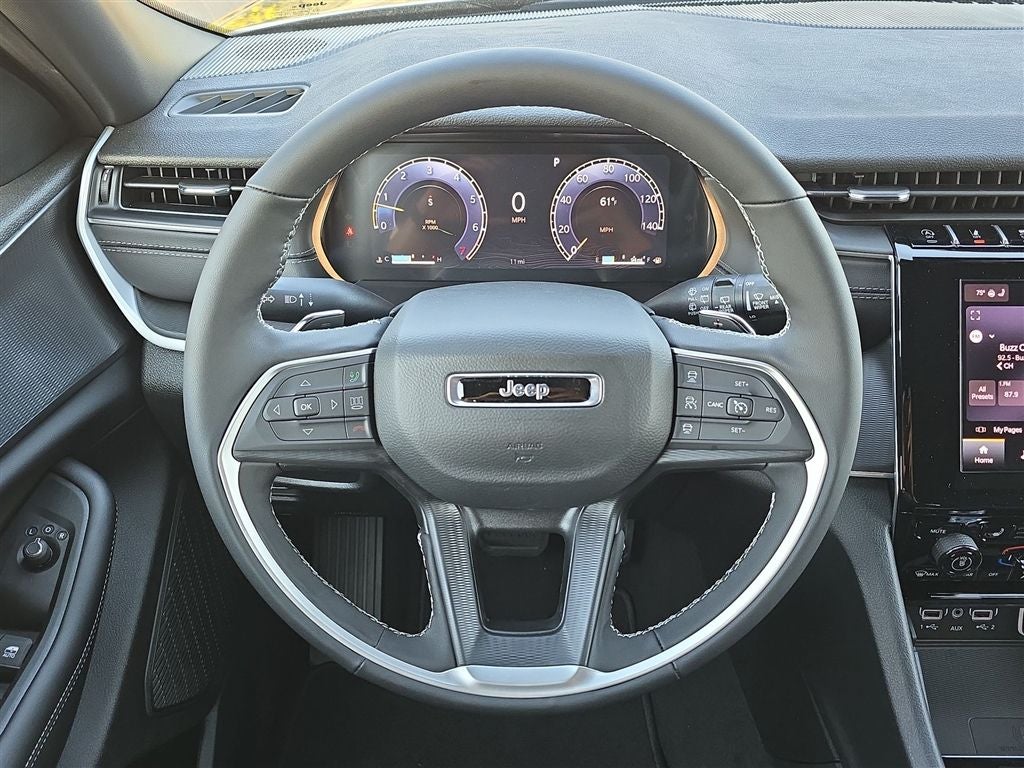 2025 Jeep Grand Cherokee Laredo X