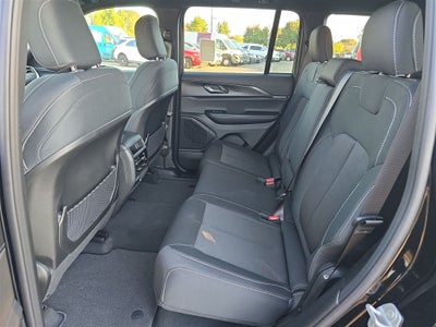 2025 Jeep Grand Cherokee Laredo X