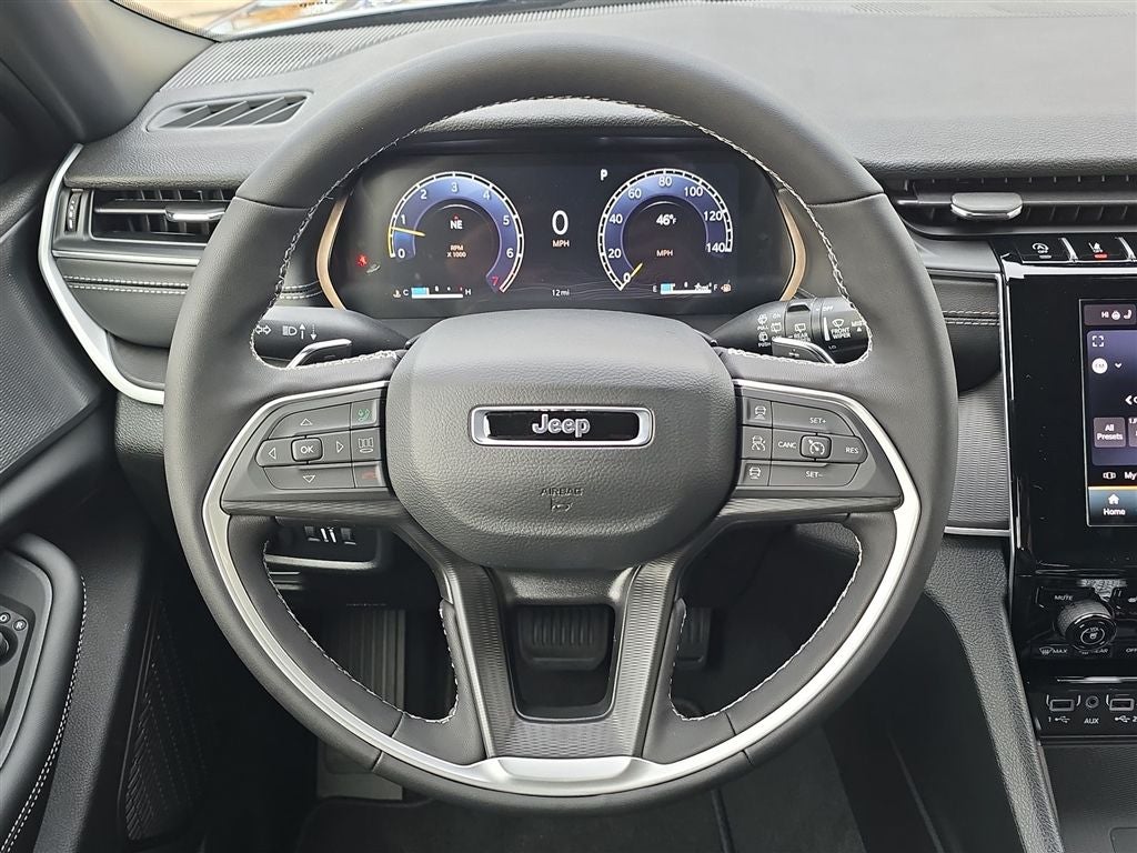 2025 Jeep Grand Cherokee Laredo X