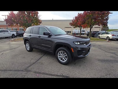 2025 Jeep Grand Cherokee Laredo X