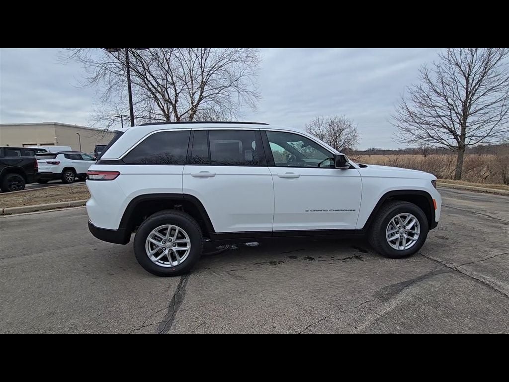 2026 Jeep Grand Cherokee Laredo