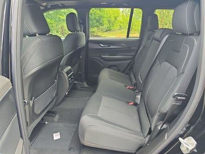 2026 Jeep Grand Cherokee Laredo X