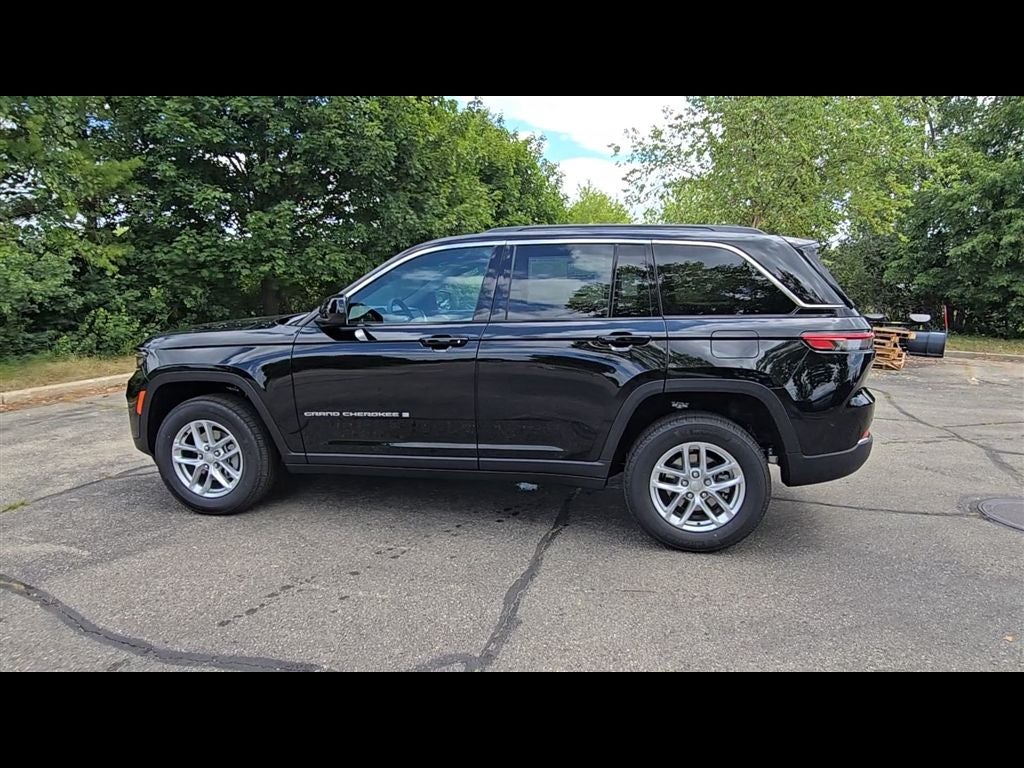 2026 Jeep Grand Cherokee Laredo X