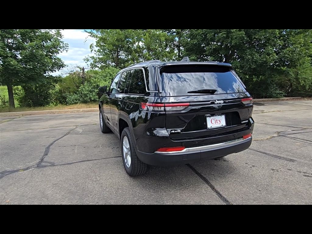 2026 Jeep Grand Cherokee Laredo X