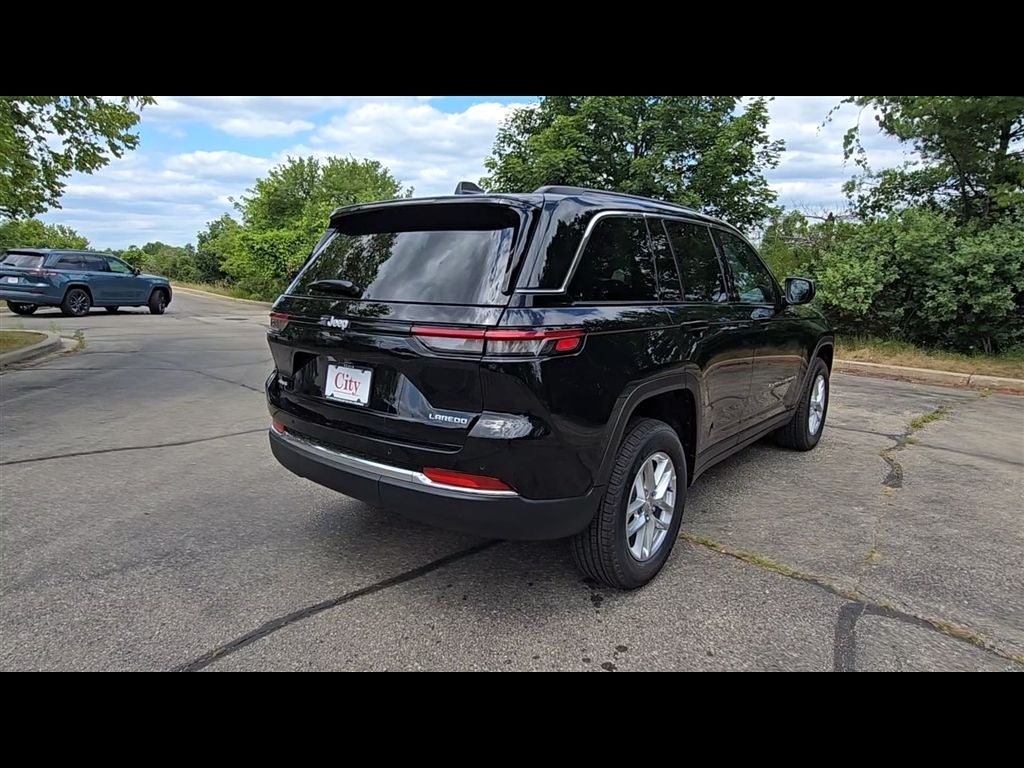 2026 Jeep Grand Cherokee Laredo X