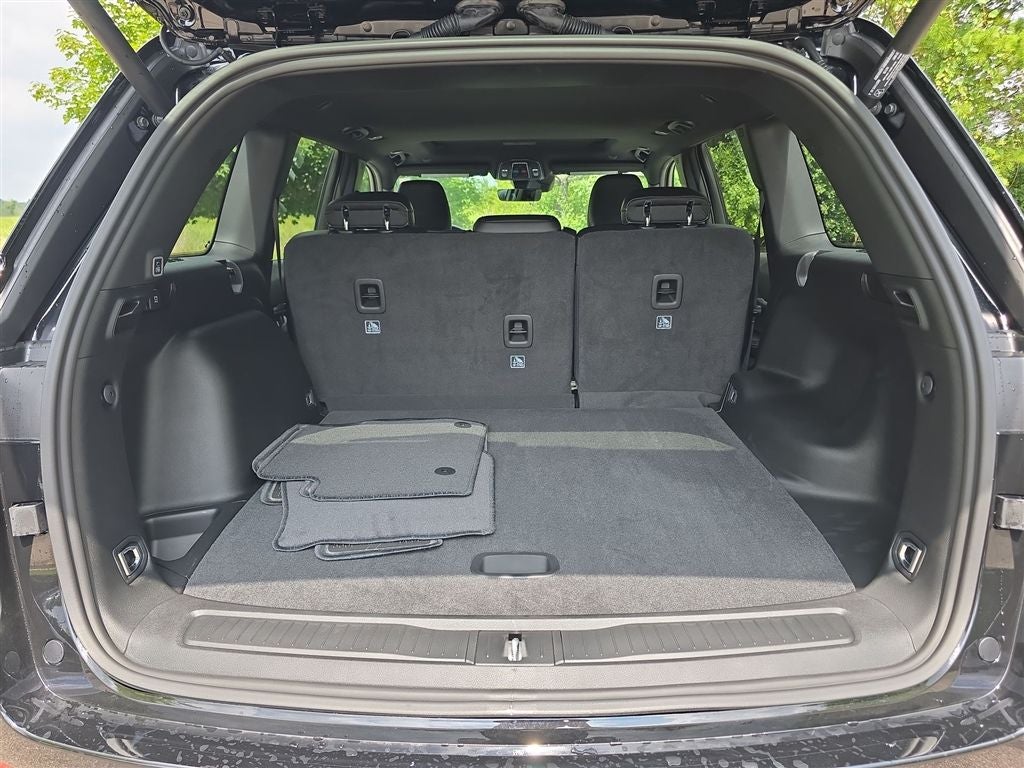 2026 Jeep Grand Cherokee Altitude