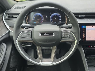 2026 Jeep Grand Cherokee Altitude