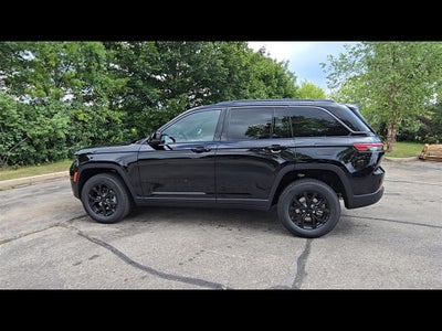 2026 Jeep Grand Cherokee Altitude