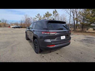 2026 Jeep Grand Cherokee Laredo