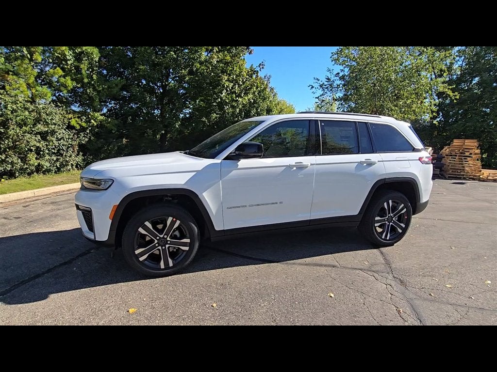 2027 Jeep Grand Cherokee Limited