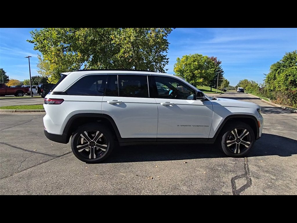 2027 Jeep Grand Cherokee Limited