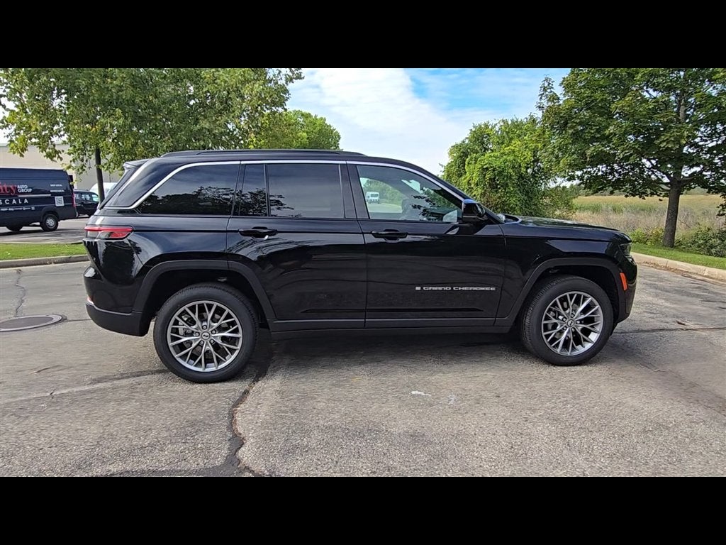 2027 Jeep Grand Cherokee Limited