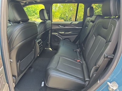 2026 Jeep Grand Cherokee Limited Reserve