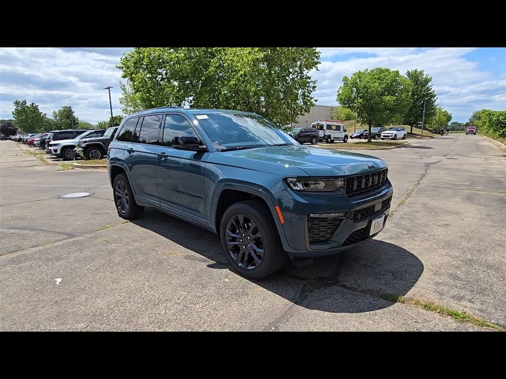 2026 Jeep Grand Cherokee Limited Reserve