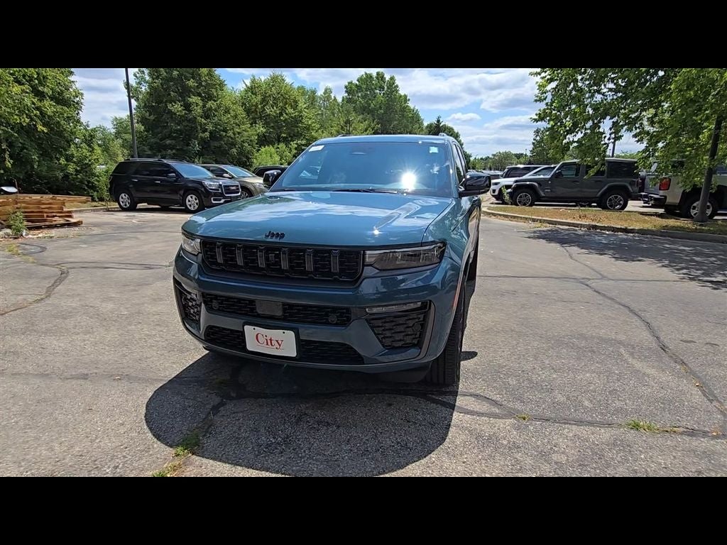 2026 Jeep Grand Cherokee Limited Reserve