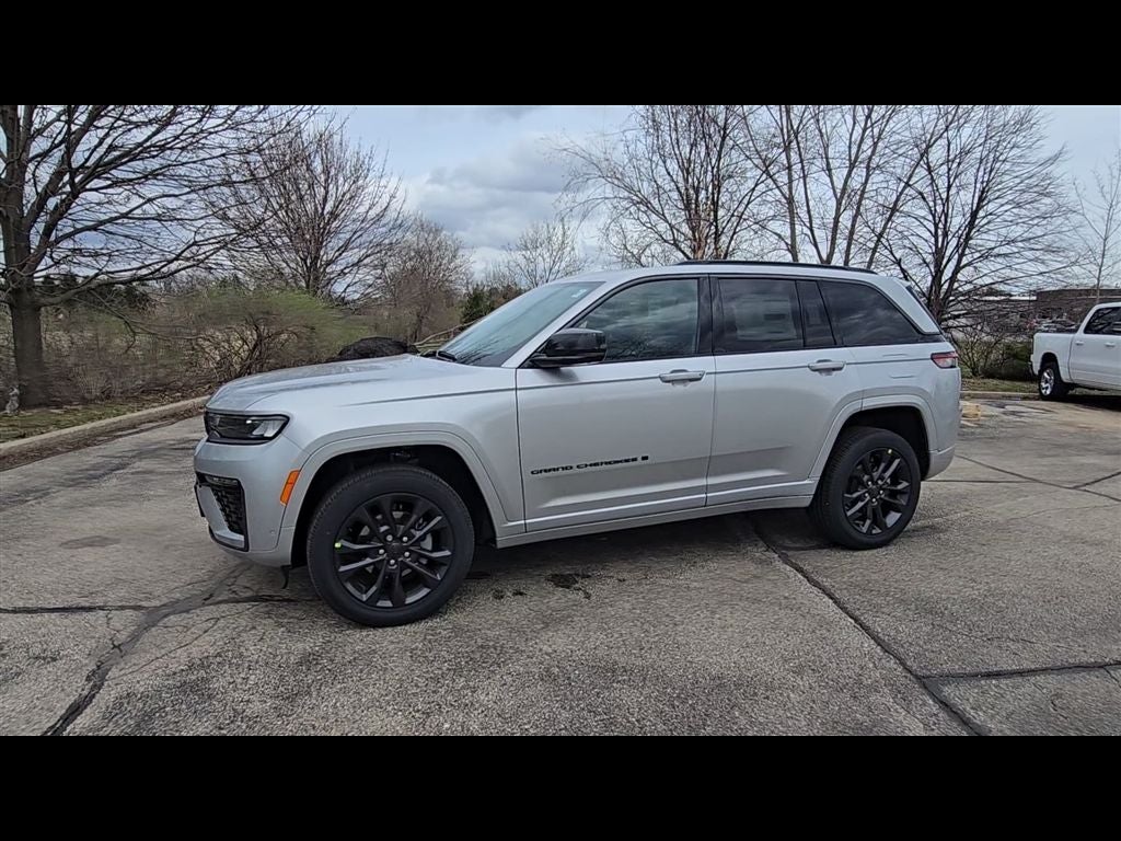 2026 Jeep Grand Cherokee Limited Reserve