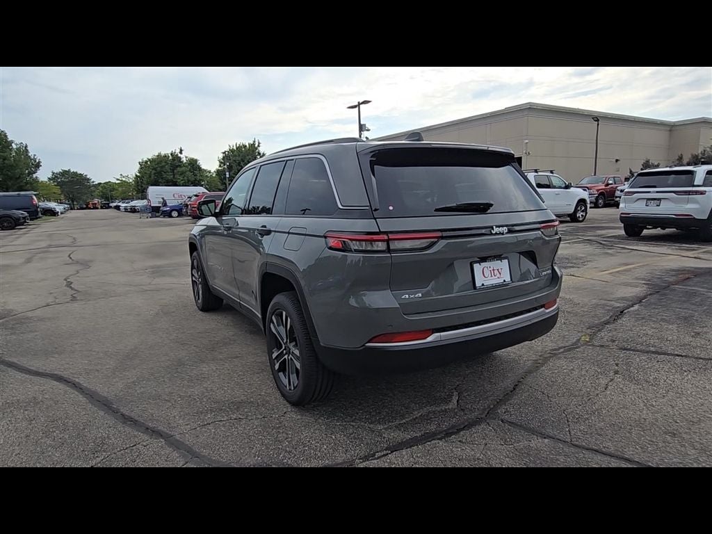 2027 Jeep Grand Cherokee Limited