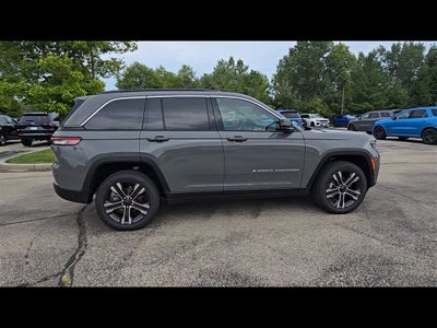 2027 Jeep Grand Cherokee Limited