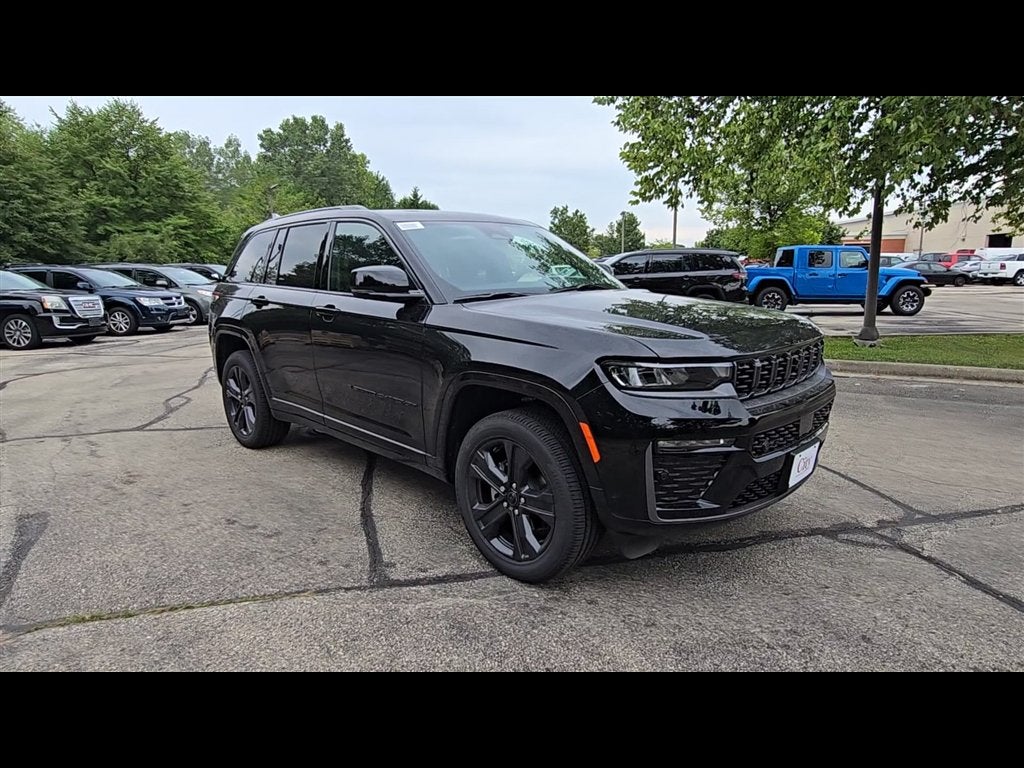 2027 Jeep Grand Cherokee Limited Reserve