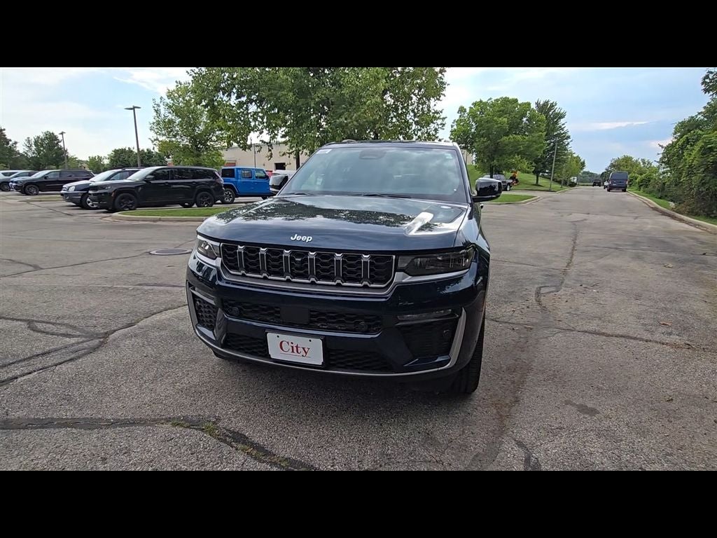 2027 Jeep Grand Cherokee Limited