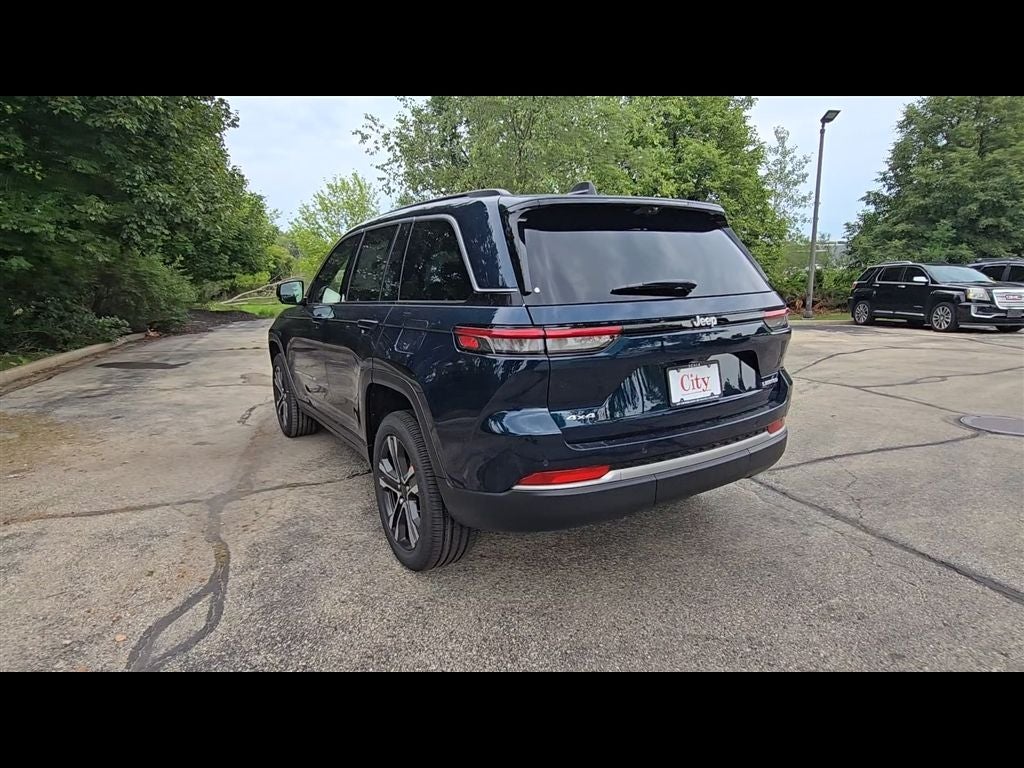 2027 Jeep Grand Cherokee Limited