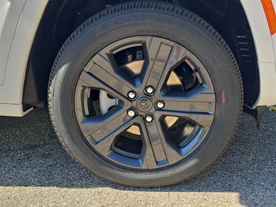 2027 Jeep Grand Cherokee Limited Reserve