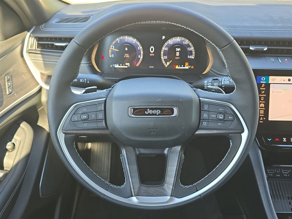 2027 Jeep Grand Cherokee Limited Reserve