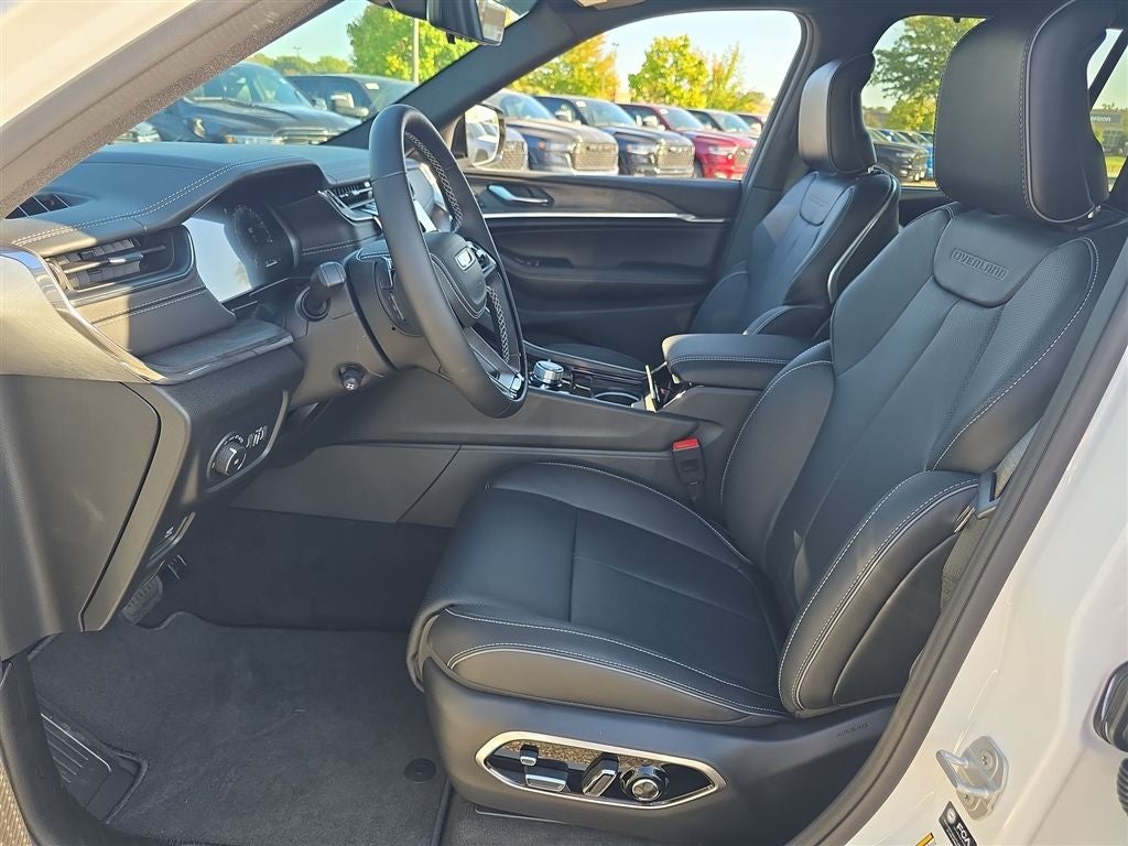 2025 Jeep Grand Cherokee Overland