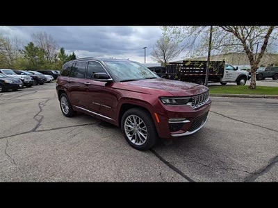 2025 Jeep Grand Cherokee Summit