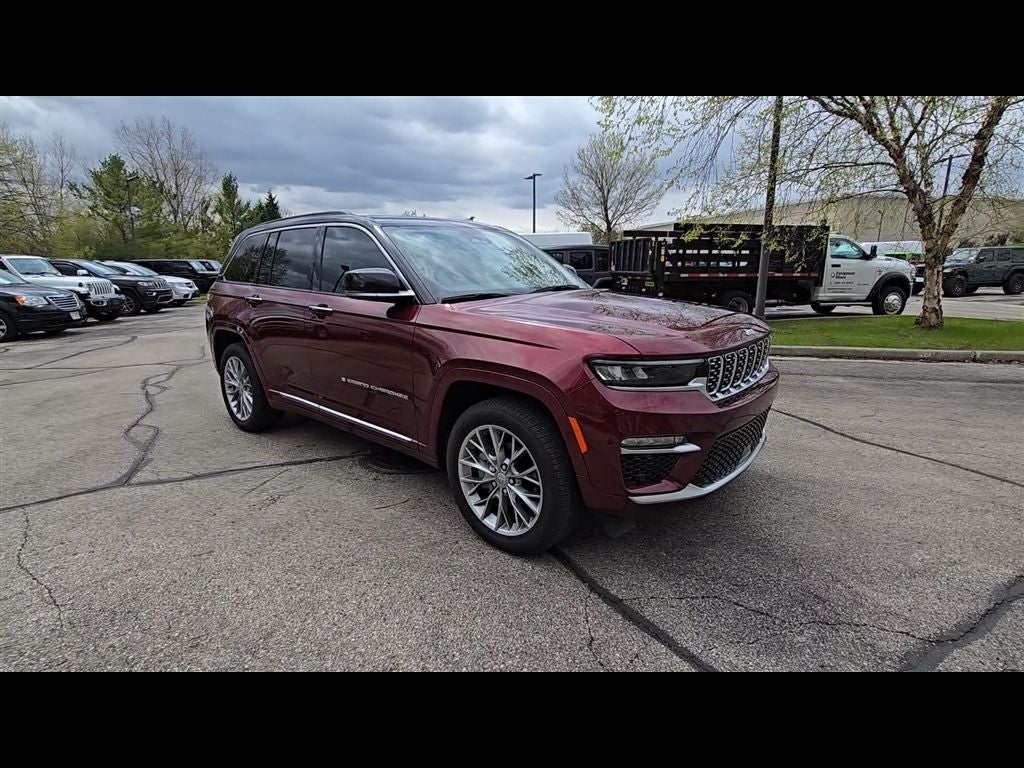 2025 Jeep Grand Cherokee Summit