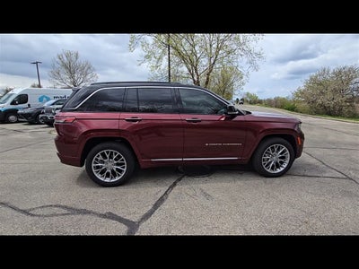 2025 Jeep Grand Cherokee Summit