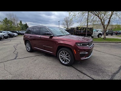 2025 Jeep Grand Cherokee Summit