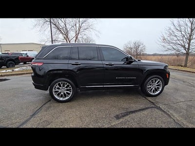 2023 Jeep Grand Cherokee Summit