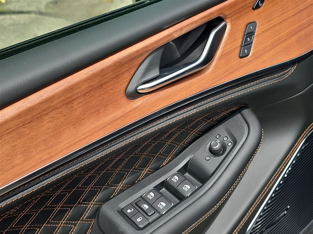 2026 Jeep Grand Cherokee Summit