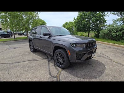 2026 Jeep Grand Cherokee Summit
