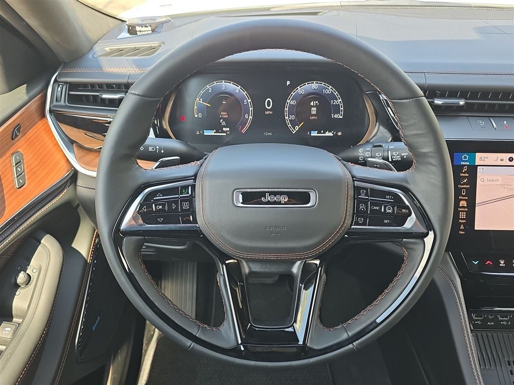 2026 Jeep Grand Cherokee Summit
