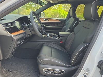 2026 Jeep Grand Cherokee Summit
