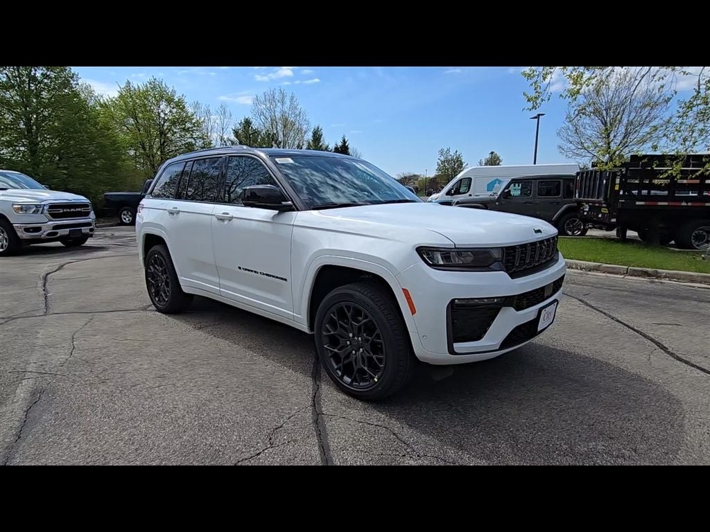 2026 Jeep Grand Cherokee Summit