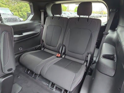 2026 Jeep Grand Cherokee L Laredo