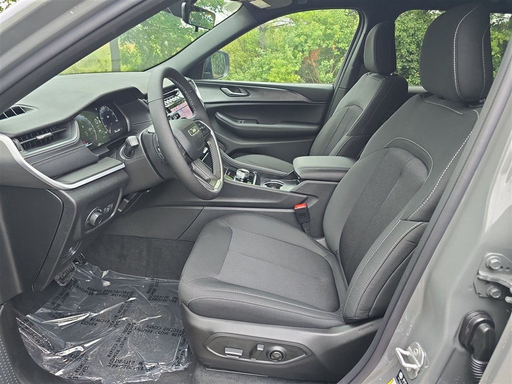 2027 Jeep Grand Cherokee L Laredo X