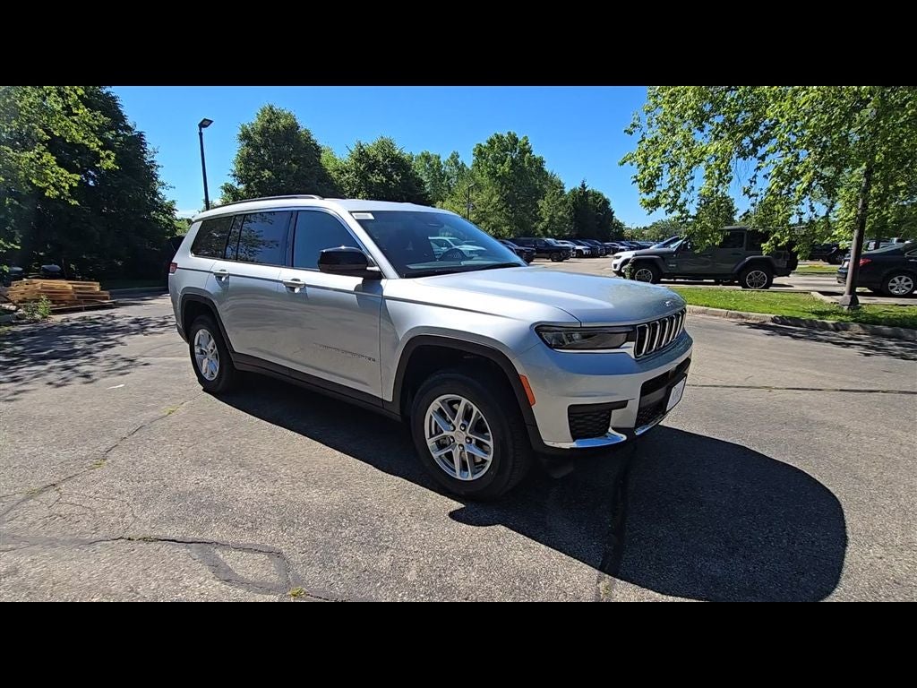 2026 Jeep Grand Cherokee L Laredo