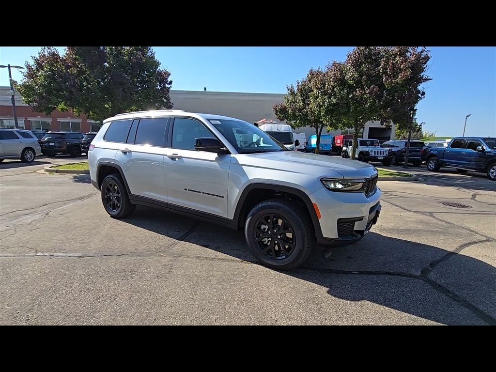 2025 Jeep Grand Cherokee L Altitude