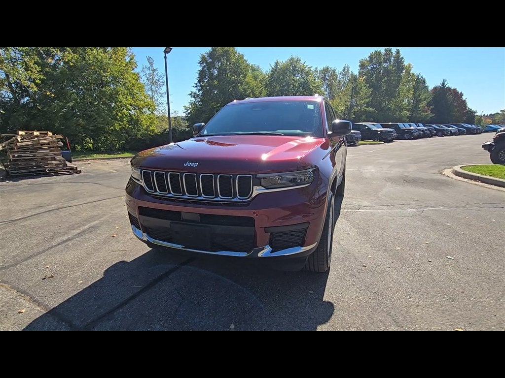 2025 Jeep Grand Cherokee L Laredo