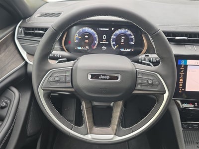 2027 Jeep Grand Cherokee L Laredo Altitude
