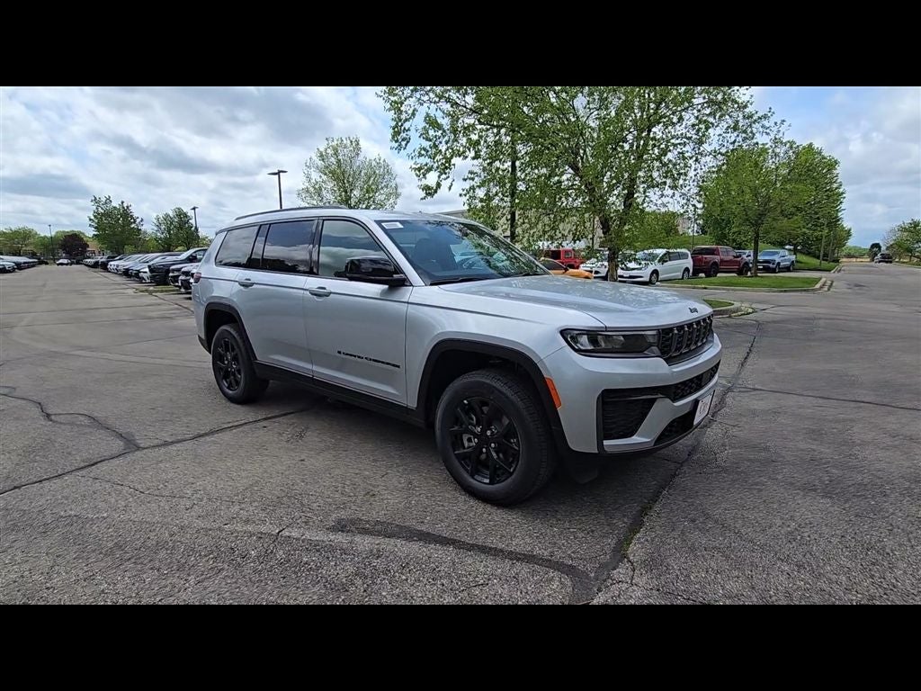 2026 Jeep Grand Cherokee L Altitude