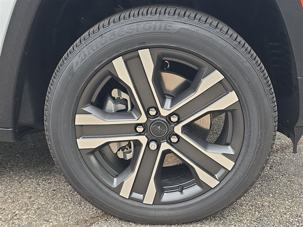 2027 Jeep Grand Cherokee L Limited
