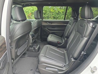 2027 Jeep Grand Cherokee L Limited
